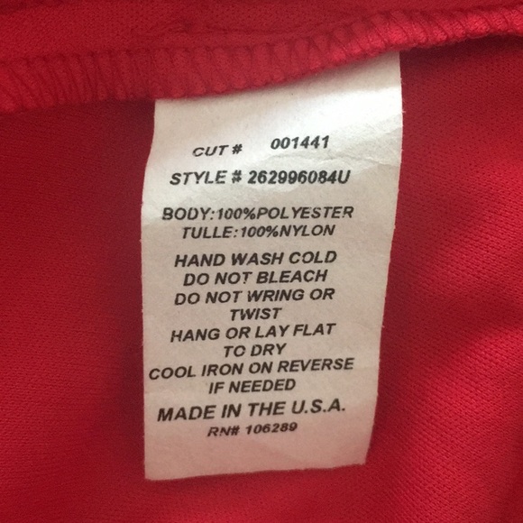 Red Dress - Picture 7 of 7